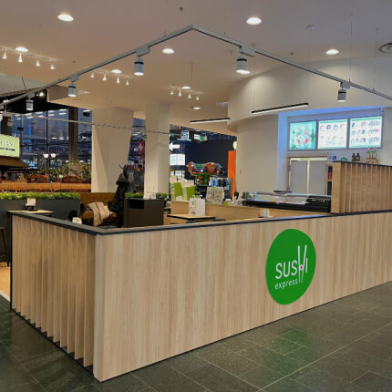 SUSHI EXPRESS. Atsinaujino!