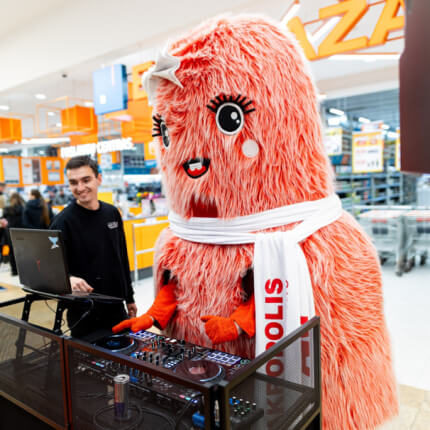 „Kasdien kitas vaibas!“ – „Akropoliai“ skelbia naujų mokslo metų startą su nemokamais renginiais moksleiviams