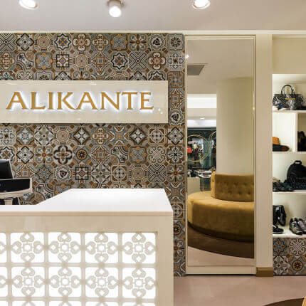 ALIKANTE. Atsinaujino ir pakeitė vietą!