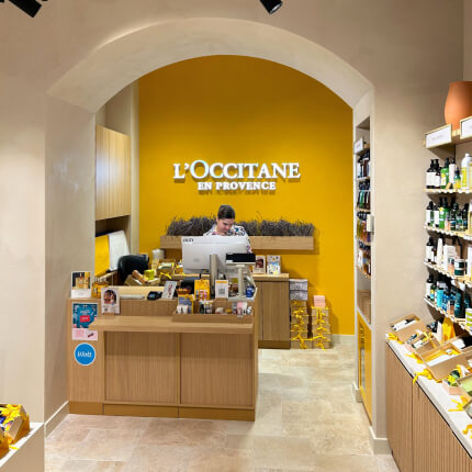 L’OCCITANE EN PROVENCE. Naujoje vietoje atsinaujinusi parduotuvė!