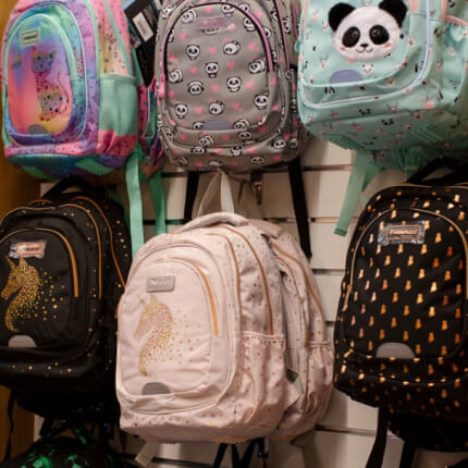 Mokyklinių prekių madas šį sezoną diktuoja ir populiarusis „Labubu“