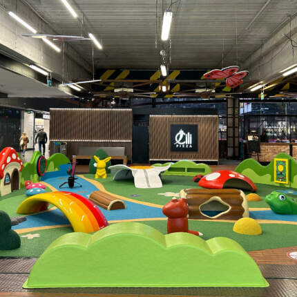 Vaikų žaidimų aikštelė jau AKROPOLYJE!