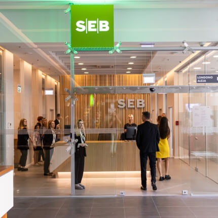 SEB BANKAS. Atsinaujinęs banko padalinys!