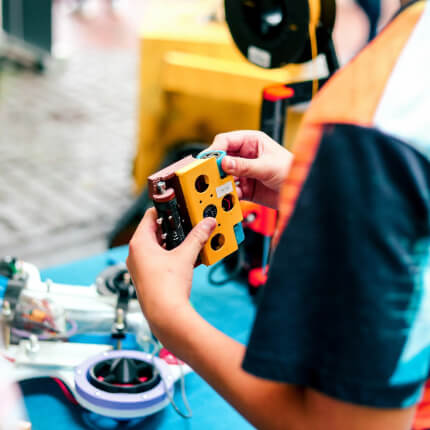 Daugiau kaip 30 būrelių po vienu stogu: Vilniaus „Akropolyje“ šurmuliuos vaikų būrelių ir užimtumo mugė