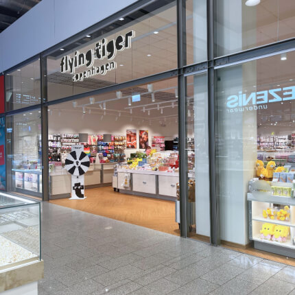 FLYING TIGER COPENHAGEN. Atsinaujinusi parduotuvė!