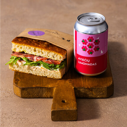 CRUSTUM. Nauja kavinė!